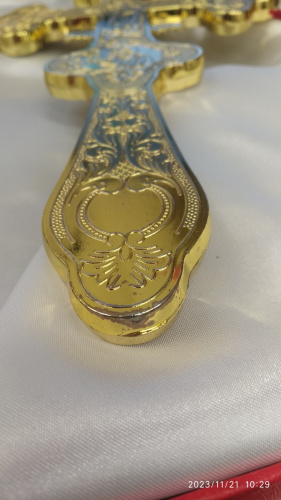 Крест напрестольный, цинковый сплав, цвет "под золото", 16,4х28 см, У-0926 фото 3
