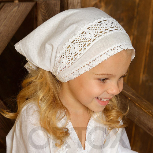 Косынка на резинке "Милашка" для девочки белая, из тонкого муслина фото 2