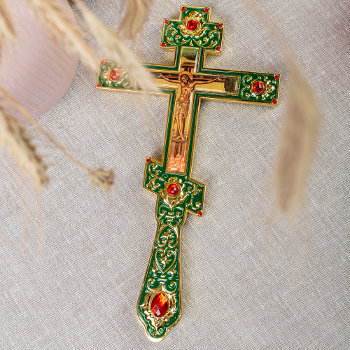 Крест напрестольный, цинковый сплав, зеленая эмаль, красные камни, 14,5х26 см фото 2