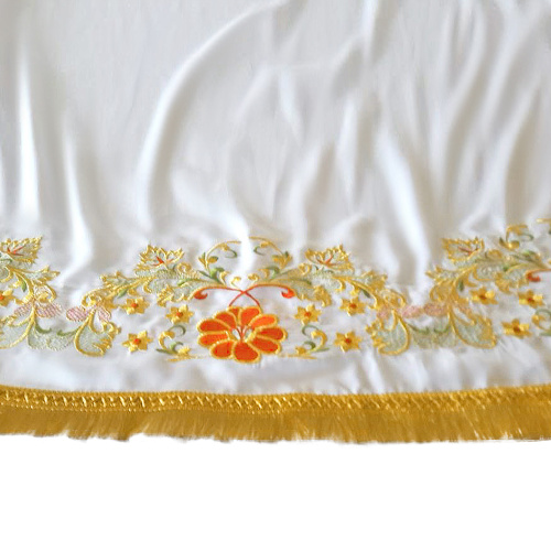 Подризник белый с рисунком "Барбарис", мокрый шелк, вышивка фото 2