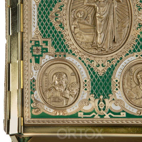 Евангелие требное среднее зеленое, полный оклад "под золото", 17х22 см фото 6