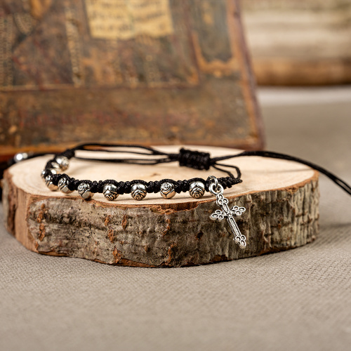 Браслет плетеный с металлическими бусинами фото 2