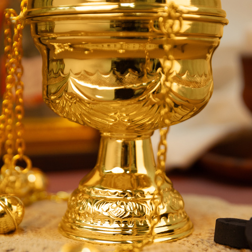 Кадило № 42, латунь, покрытие под золото, 14х32 см фото 5 Кадило № 42, латунь, покрытие под золото, 14х32 см фото 5