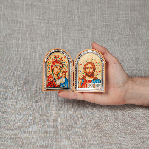 Складень с ликами Спасителя и Божией Матери "Казанская", арочной формы, 6,4х8,4 см фото 4