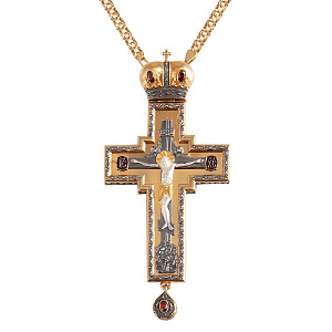 Крест наперсный из ювелирного сплава в позолоте с цепью, фианиты, эмаль, 6,5х14 см (красные фианиты)