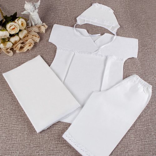 Крестильный набор из четырех предметов: пеленка, рубашка, чепчик, штанишки фото 2