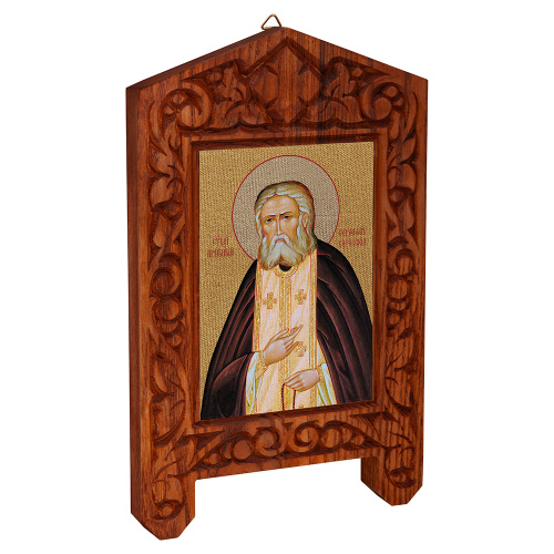 Икона преподобного Серафима Саровского на резной доске "Суздальская", холст с золочением Икона преподобного Серафима Саровского на резной доске "Суздальская", холст с золочением