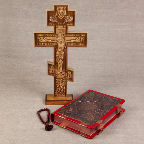 Крест резной выносной восьмиконечный на подставке, бук фото 2