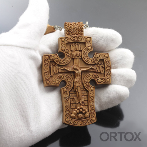 Крест наперсный "Наградной" деревянный светлый резной, с цепью, высота 10 см фото 5