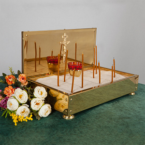 Крышка панихидного стола песковая, с литой Голгофой, 50х30х30 см (латунь)