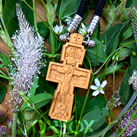 Деревянный нательный крест с распятием, цвет светлый, высота 5 см