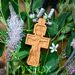 Деревянный нательный крест с распятием, цвет светлый, высота 5 см (резной)