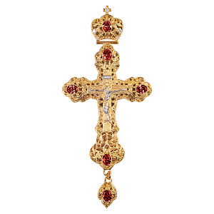Крест наперсный из ювелирного сплава прорезной литой с позолотой, фианиты, 7х15,5 см (без цепи, красные фианиты)