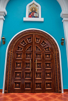 Храмовая дверь с двойным порталом, 189х241 см