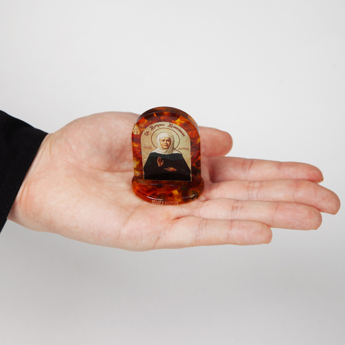 Икона настольная блаженной Матроны Московской, смола с янтарем, 4,5х6 см фото 3