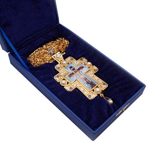 Крест наперсный из ювелирного сплава в позолоте с цепью, эмаль, 6,9х15 см фото 5 Крест наперсный из ювелирного сплава в позолоте с цепью, эмаль, 6,9х15 см фото 5