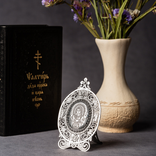 Икона настольная Богородицы "Умиление" из латуни, с серебрением фото 3