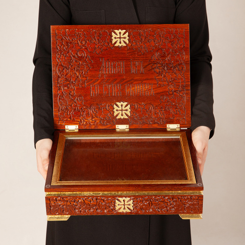 Ковчег для мощей "Суздальский", цвет "кипарис" с золотом (поталь), 40х30х13 см  фото 8