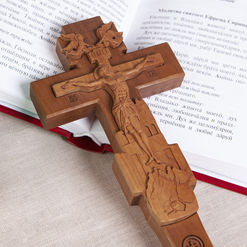 Крест напрестольный деревянный резной, 9,5х23,5 см фото 6