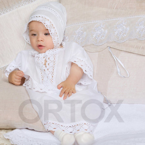 Комплект для крещения "Классика" белый: рубашка и чепчик, размер 62 фото 2