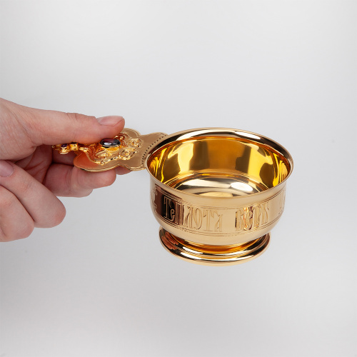 Ковш для запивки большой из ювелирного сплава в позолоте, фианиты, на ножке, Ø 9 см фото 3 Ковш для запивки большой из ювелирного сплава в позолоте, фианиты, на ножке, Ø 9 см фото 3