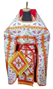 Иерейское облачение бело-красное с иконой "Спас Нерукотворный", шелк (машинная вышивка)