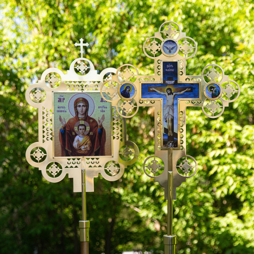 Запрестольные крест и икона с ликами Спасителя и Божией Матери "Знамение", комплект, латунь фото 8