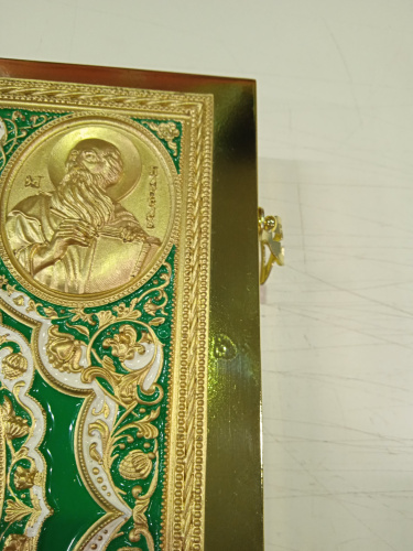 Апостол зелёный, полный оклад "под золото", эмаль, 23х30 см, У-0212 фото 3