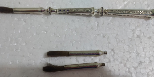 Купить стрючица из ювелирного сплава в серебрении, с запасными кисточками, длина 20,5 см, №3, у 29-1647 фото 4 Купить стрючица из ювелирного сплава в серебрении, с запасными кисточками, длина 20,5 см, №3, у 29-1647 фото 4