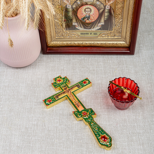 Крест напрестольный, цинковый сплав, зеленая эмаль, красные камни, 14,5х26 см фото 3