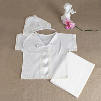 Крестильный набор из трех предметов: пеленка, распашонка, чепчик, размер 56-62 см, бязь