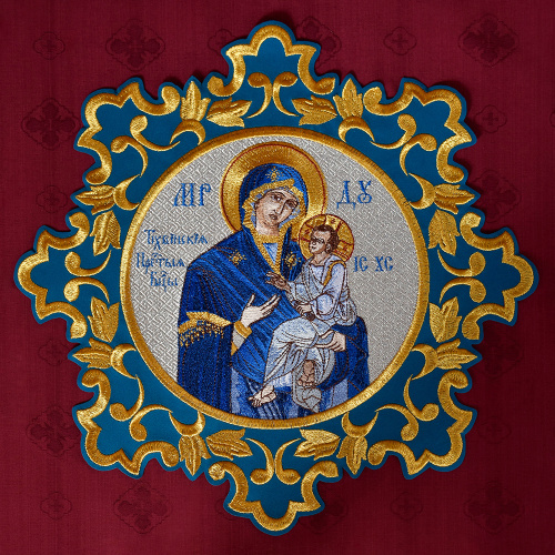 Икона вышитая Божией Матери "Тихвинская" на облачение, 38х38 см фото 2