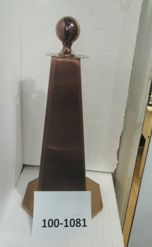Столбик ограждения металлический, восьмигранное основание, 32х68 см, цвет "под медь", У-1081 фото 2