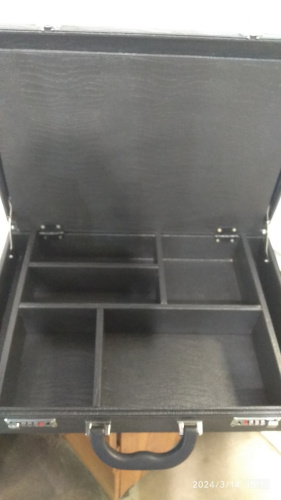 Требный чемодан без наполнения, 49,5х34,5х11 см, экокожа, У-1100 фото 3