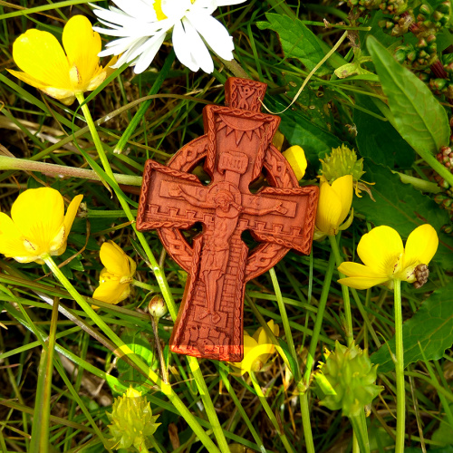 Деревянный нательный крестик "Новгородский" с распятием, цвет темный, высота 5,3 см фото 7