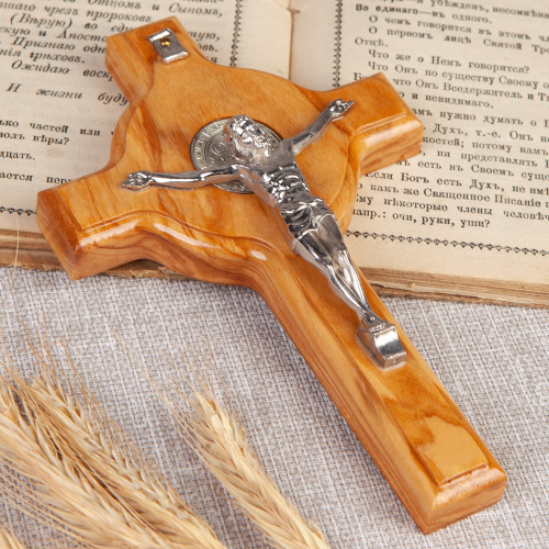 Крест настенный деревянный с распятием из цинкового сплава, 10х17 см фото 2 Крест настенный деревянный с распятием из цинкового сплава, 10х17 см фото 2