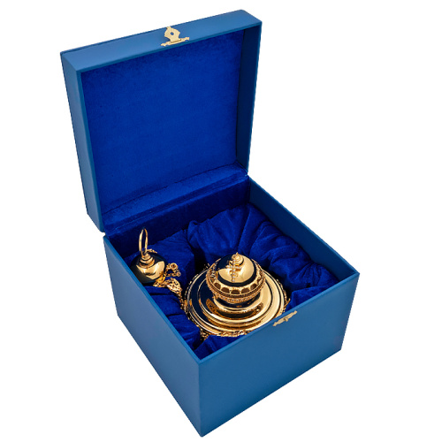 Лампада подвесная из ювелирного сплава в позолоте с камнями, 16х19 см фото 7 Лампада подвесная из ювелирного сплава в позолоте с камнями, 16х19 см фото 7