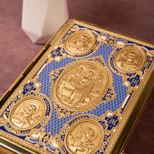 Евангелие требное среднее синее, полный оклад "под золото", 17х22 см фото 6