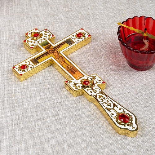 Крест напрестольный, цинковый сплав, белая эмаль, красные камни, 14,5х26 см фото 3