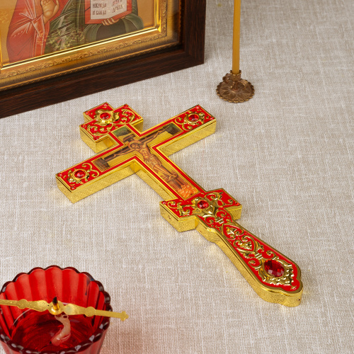 Крест напрестольный, цинковый сплав, красная эмаль, красные камни, 14,5х26 см фото 2